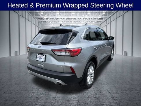 Certified 2022 Ford Escape SE w/ Cold Weather Package AWD/4WD image 8