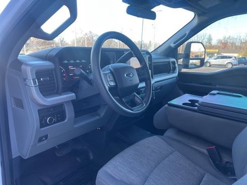 Used 2023 Ford F350 XL w/ Snow Plow Prep Package image 19