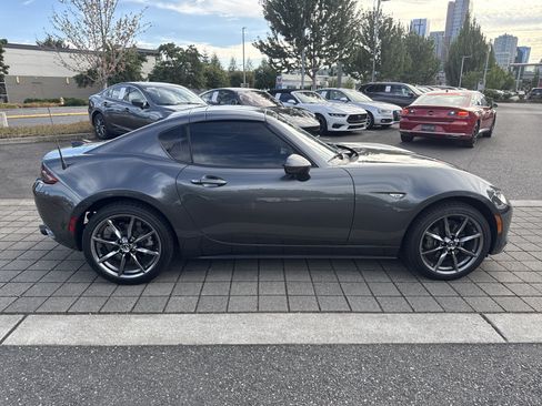 Used 2020 MAZDA MX-5 Miata RF Grand Touring RWD image 6