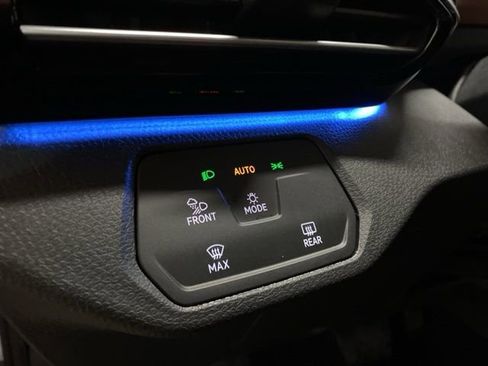 Used 2022 Volkswagen ID.4 Pro S RWD image 37