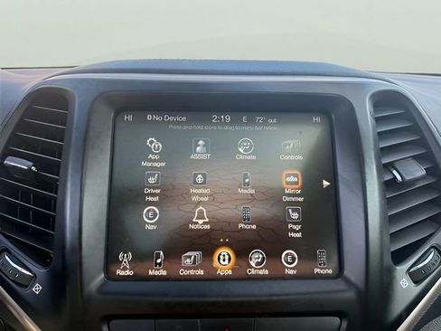 Used 2018 Jeep Cherokee Limited w/ High Altitude Package image 18