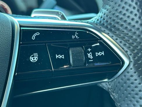 Used 2023 Audi RS e-tron GT w/ Carbon Performance Package image 28