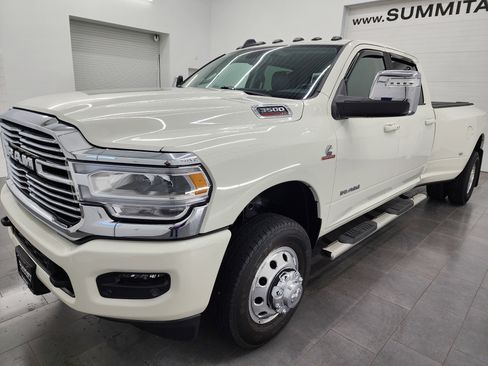 Used 2023 RAM 3500 Laramie image 7