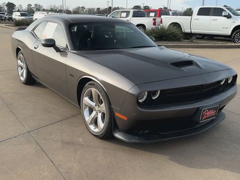 Used 2023 Dodge Challenger R/T w/ Blacktop Package image 4