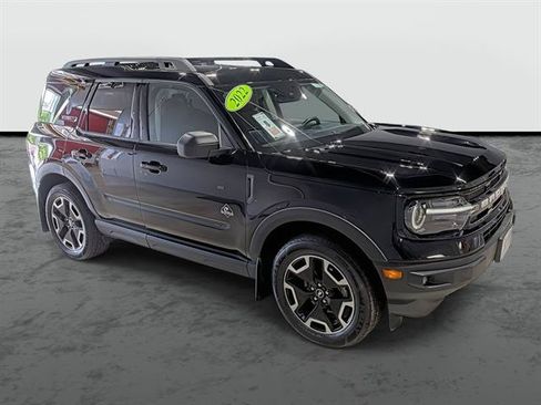 Used 2022 Ford Bronco Sport Outer Banks w/ Tech Package AWD/4WD image 5