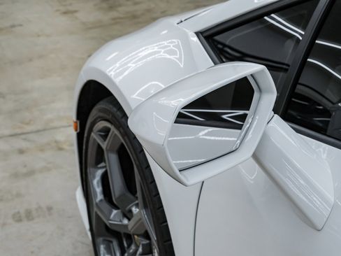 Used 2023 Lamborghini Huracan Tecnica image 58