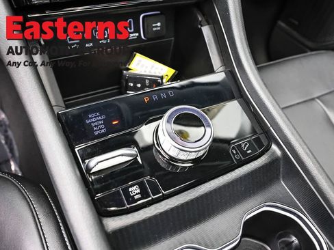 Used 2023 Jeep Grand Cherokee 4WD 4xe image 13