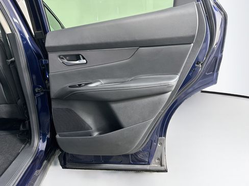 Used 2025 Nissan Murano SV FWD image 31