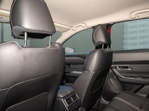 Used 2025 MAZDA CX-50 AWD 2.5 S w/ Weather Package image 18