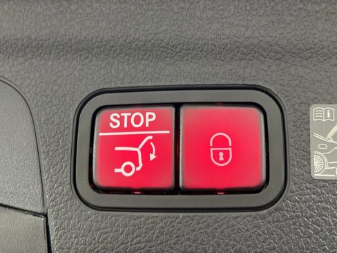 New 2025 Mercedes-Benz GLE 63 AMG S image 25