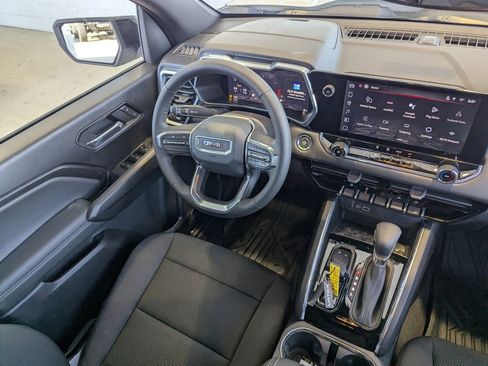 New 2026 GMC Canyon Elevation image 18