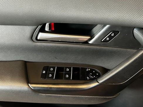 Used 2024 MAZDA CX-50 AWD 2.5 S w/ Preferred Package image 18