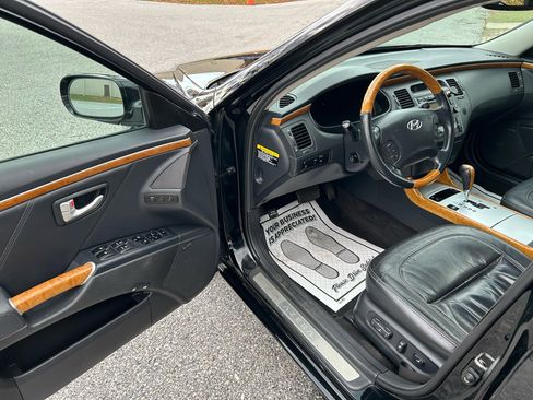 Used 2008 Hyundai Azera Limited image 10