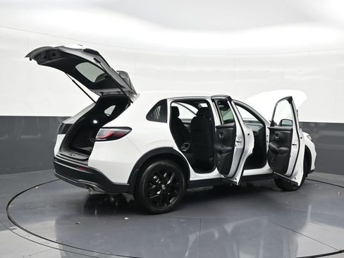 Used 2025 Honda HR-V Sport image 30