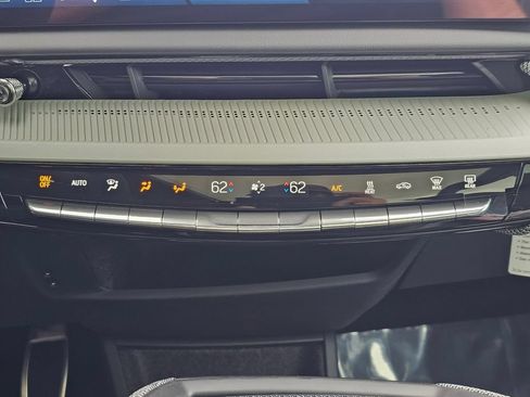 New 2026 Cadillac Optiq Sport 1 AWD/4WD image 31
