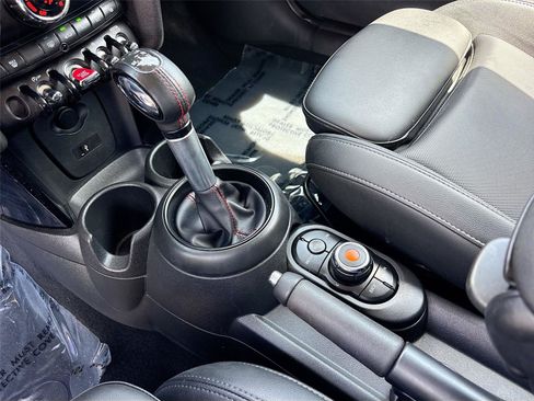 Used 2019 MINI Cooper S FWD image 16