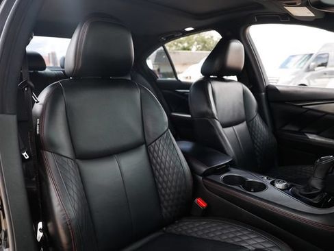 Used 2018 INFINITI Q50 Red Sport 400 w/ Sensory Package (Sport) RWD image 19
