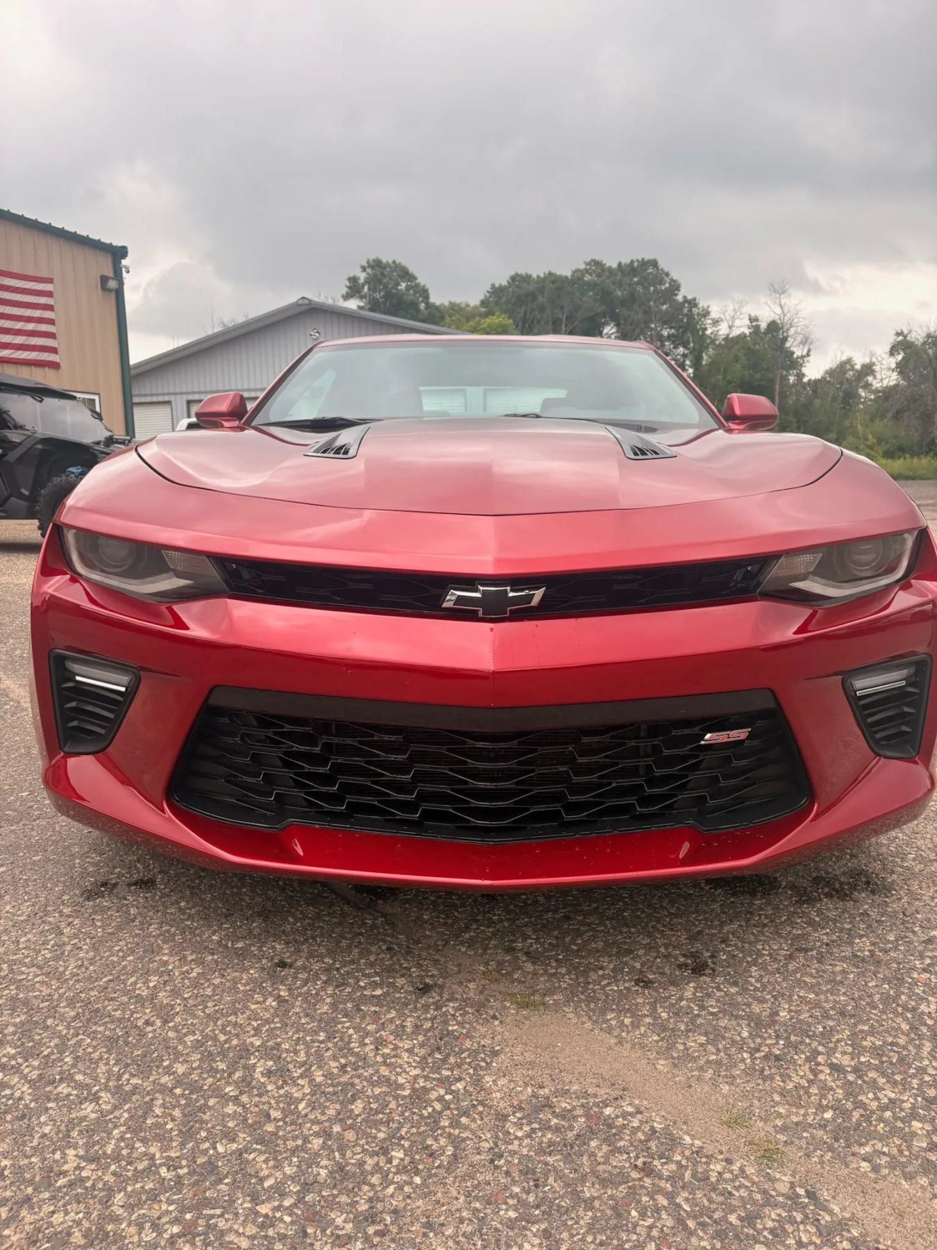 Used 2018 Chevrolet Camaro SS RWD image 3
