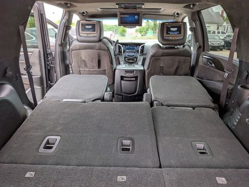 Used 2017 Cadillac Escalade Platinum AWD/4WD image 50