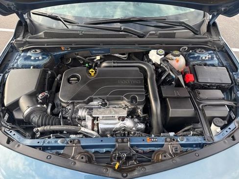 Used 2025 Chevrolet Malibu LT image 10