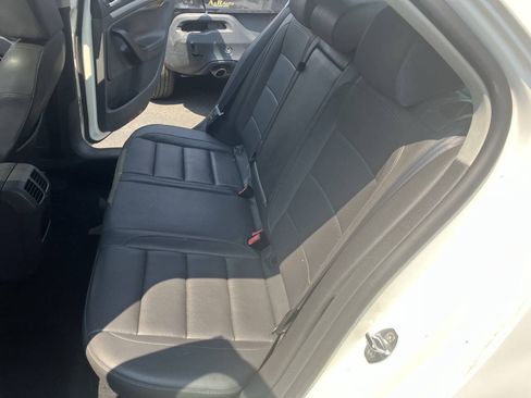 Used 2009 Volkswagen Jetta SEL FWD image 28