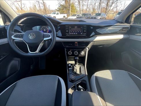 Used 2023 Volkswagen Taos S image 21