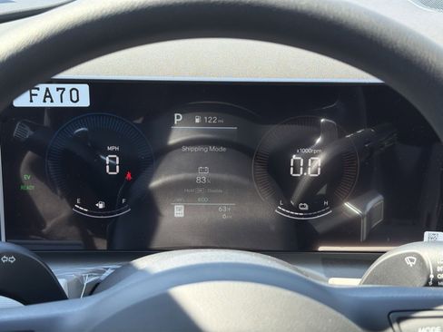 New 2026 Hyundai Tucson Blue SE image 17