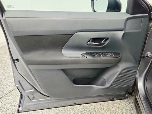 Used 2025 Nissan Kicks S FWD image 10