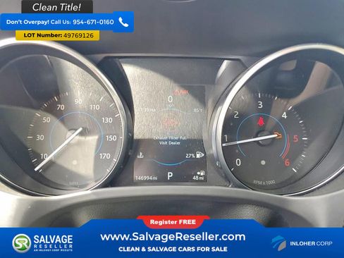 Used 2017 Jaguar F-PACE Premium image 12