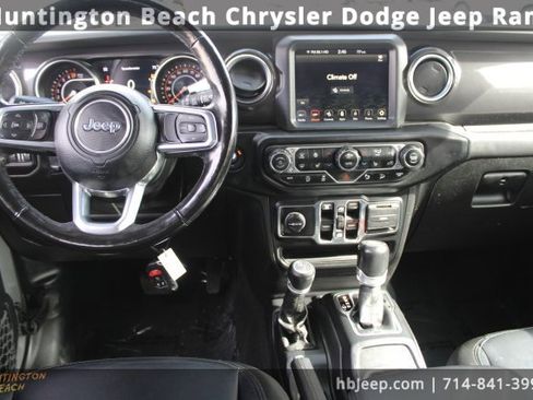 Used 2021 Jeep Wrangler Unlimited Sahara image 12