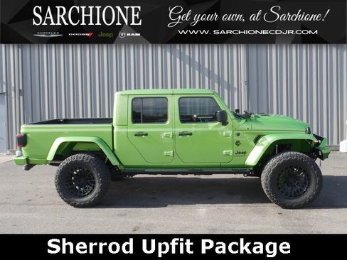 New 2025 Jeep Gladiator Sport w/ Premium Package image 1
