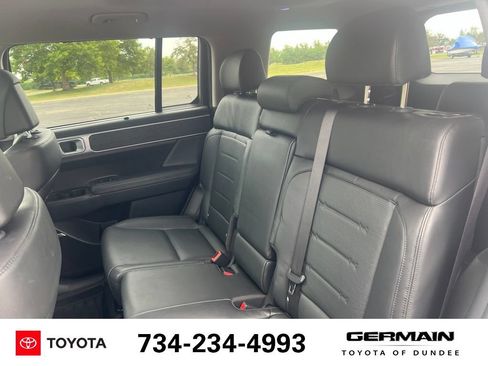 Used 2024 Hyundai Santa Fe Limited FWD image 16