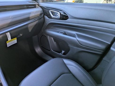 New 2026 Jeep Compass Latitude AWD/4WD image 15