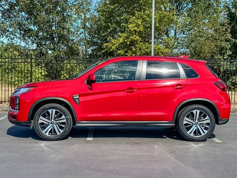 Used 2025 Mitsubishi Outlander Sport ES AWD/4WD image 6