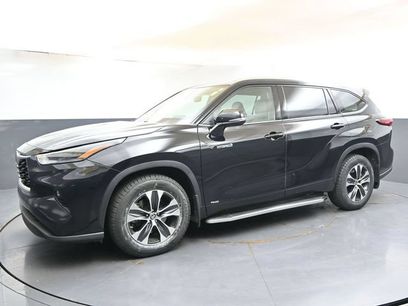 Used 2021 Toyota Highlander XLE