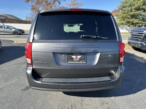 Used 2017 Dodge Grand Caravan SXT w/ Blacktop Package image 5
