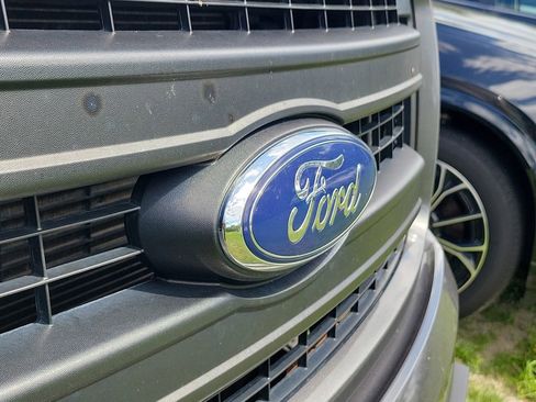 Used 2014 Ford F150 FX4 w/ Equipment Group 402A Luxury AWD/4WD image 5