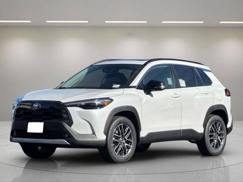 New 2026 Toyota Corolla Cross XLE w/ Convenience Package FWD image 31