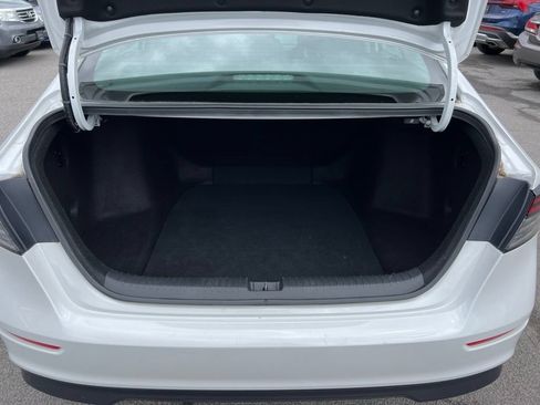 Used 2023 Honda Accord LX image 22