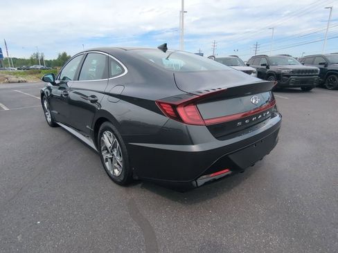 Used 2023 Hyundai Sonata SEL FWD image 6