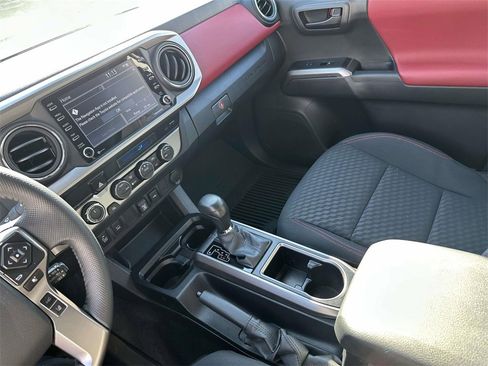 Used 2023 Toyota Tacoma SR5 w/ Technology Package image 26