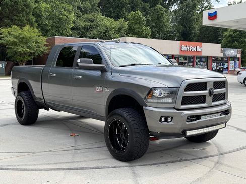 Used 2012 RAM 2500 Laramie AWD/4WD image 3