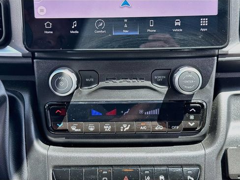 Used 2025 RAM ProMaster 1500 w/ Quick Order Package 22H SLT+ FWD image 16