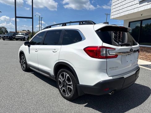Used 2023 Subaru Ascent Limited w/ Technology Package AWD/4WD image 7