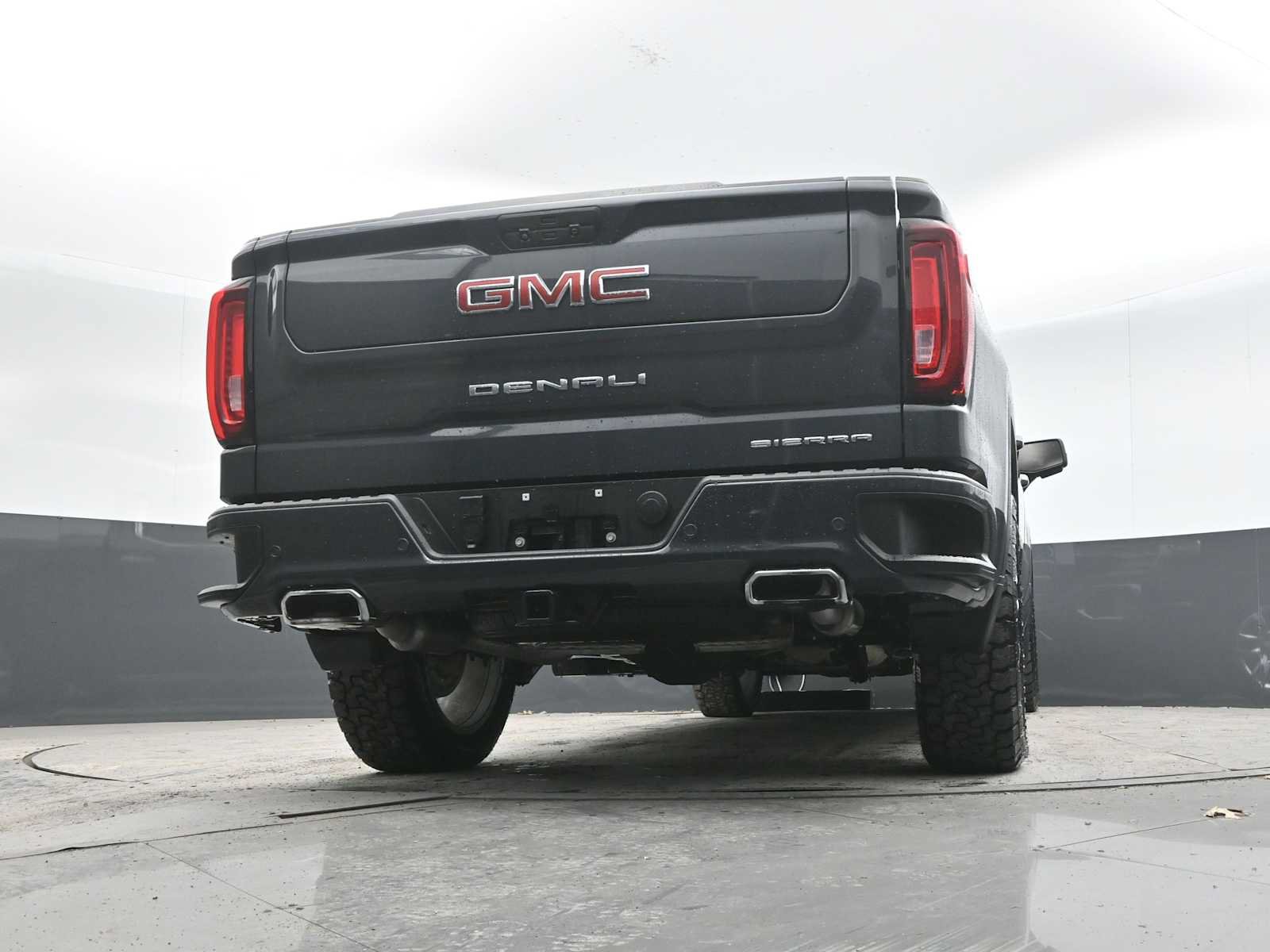 Used 2021 GMC Sierra 1500 Denali w/ Denali Ultimate Package AWD/4WD image 23