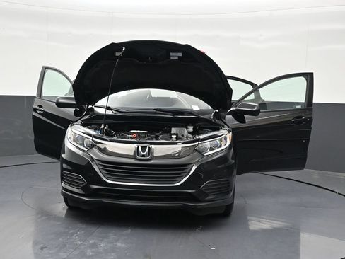 Used 2022 Honda HR-V LX image 30