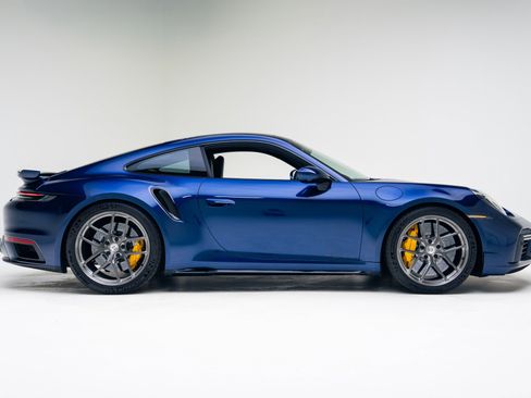 Used 2022 Porsche 911 Turbo S image 3