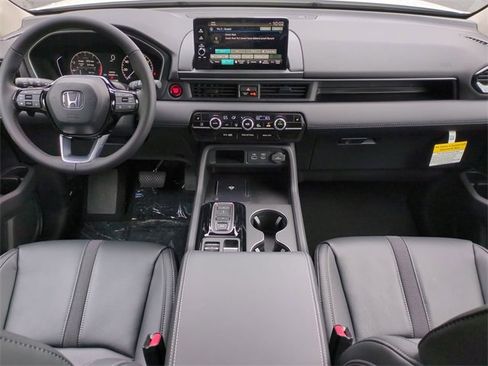 New 2025 Honda Pilot EX-L image 13