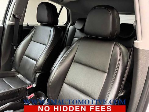 Used 2019 Chevrolet Trax Premier AWD/4WD image 14