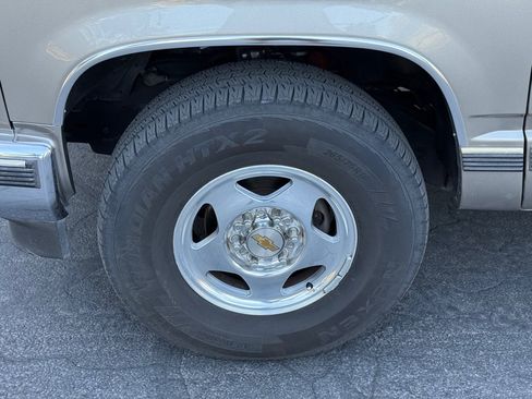 Used 1999 GMC Yukon 4WD 4-Door image 7